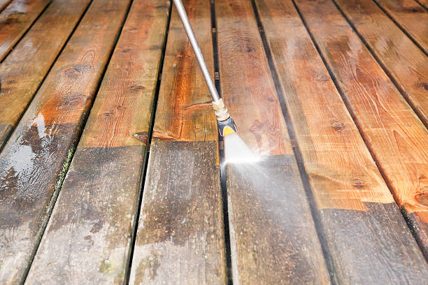 Best Deck Cleaning Services  in Pretty Bayou, FL