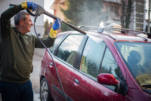 Why Choose Our Certified Pressure Washing Experts for Your Project Needs in Pretty Bayou, FL?
